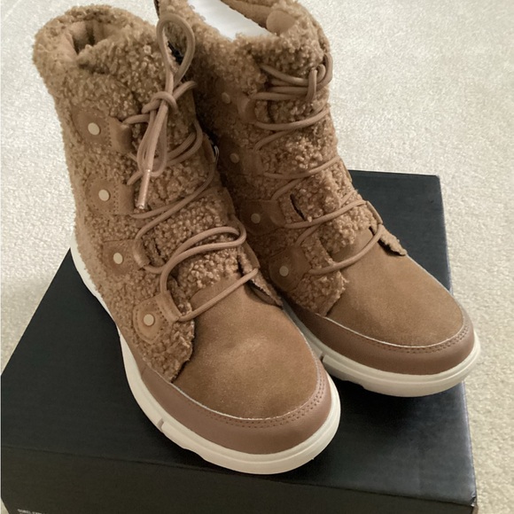Sorel Camel Sherpa Ankle Boots - Picture 3 of 6